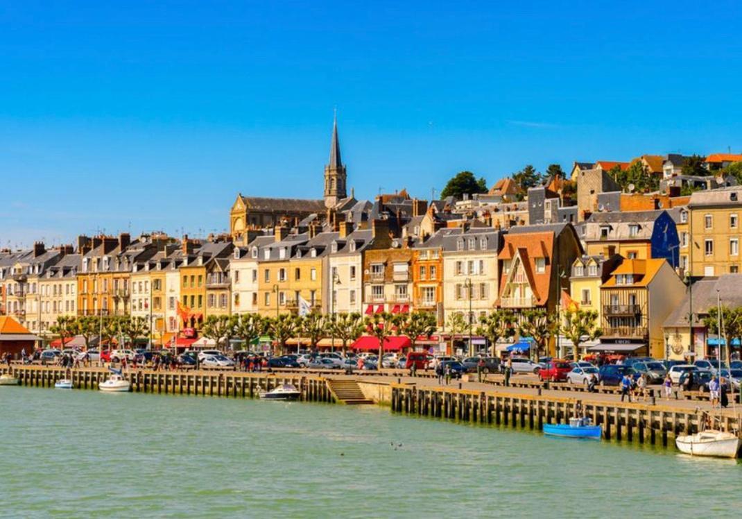 L Emeraude - Trouville Luaran gambar